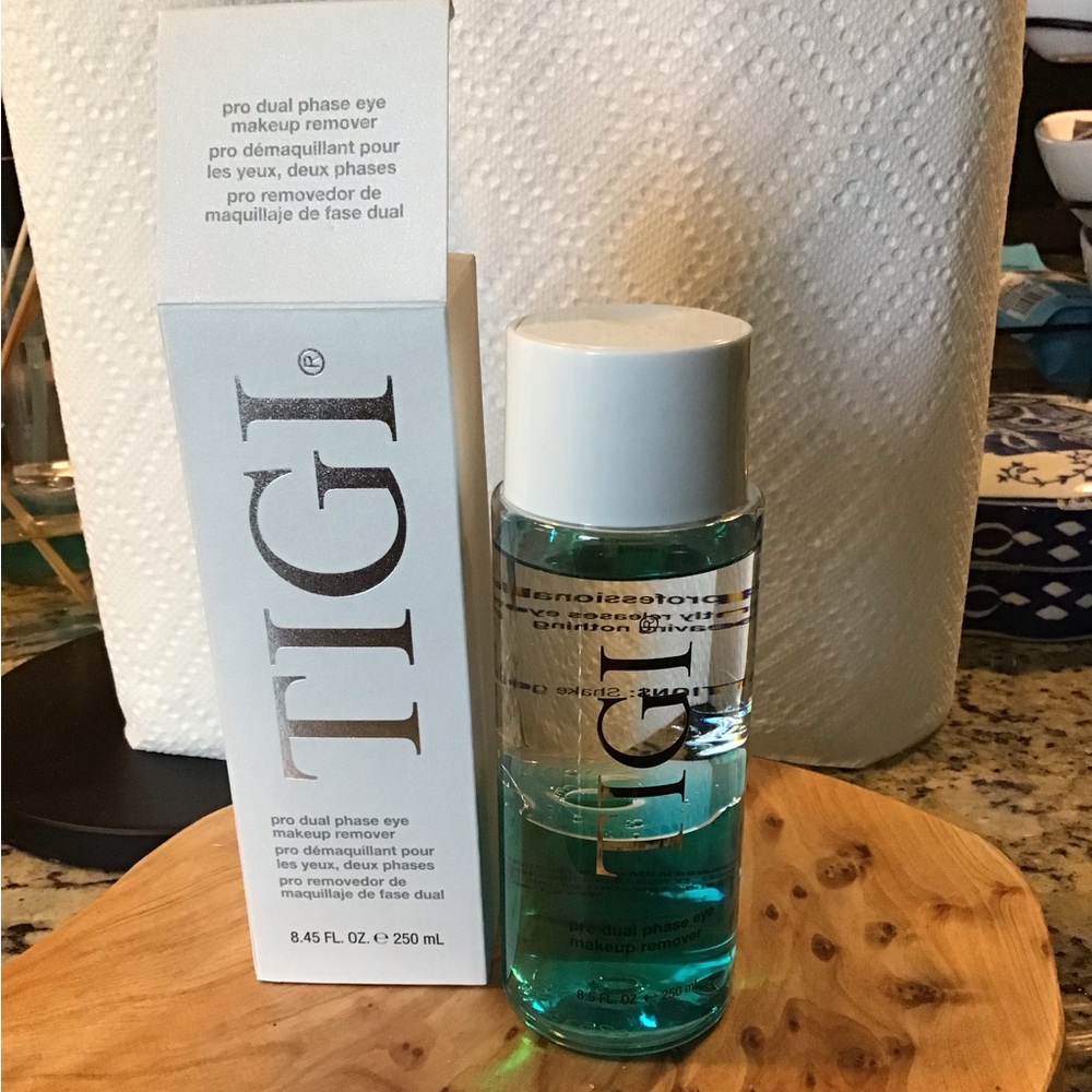 TIGI Dual Phase Eye Makeup Remover